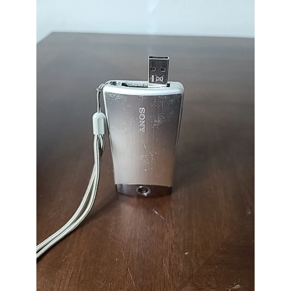 Sony Bloggie HDMI Mobile Snap Camera MHS-TS10 Silver Parts Only